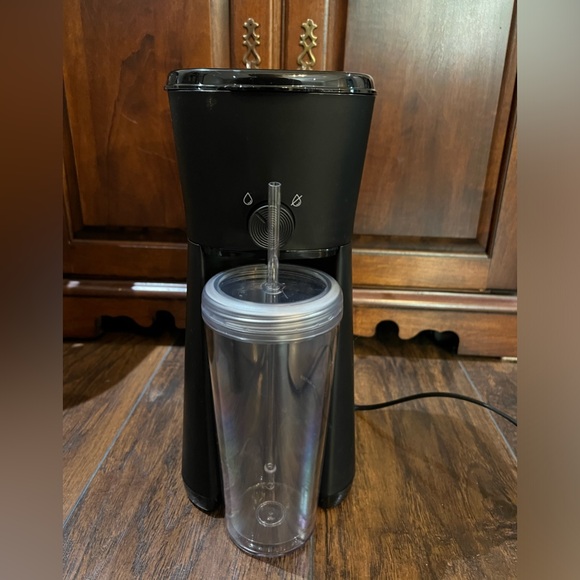Iced Coffee Maker - Picture 2 of 8